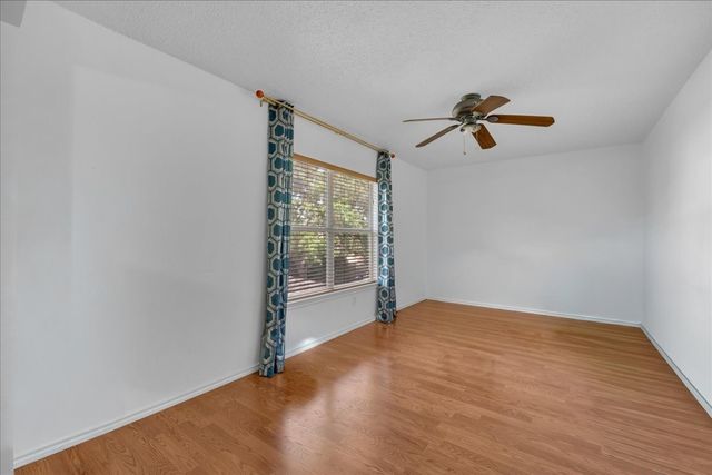 6610 Beryl Drive, Arlington, TX 76002