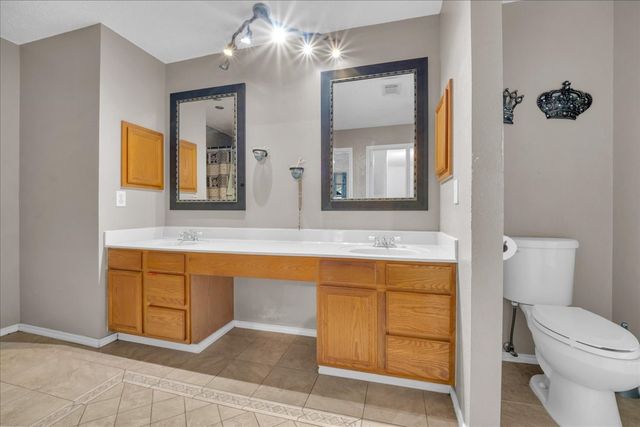 6610 Beryl Drive, Arlington, TX 76002