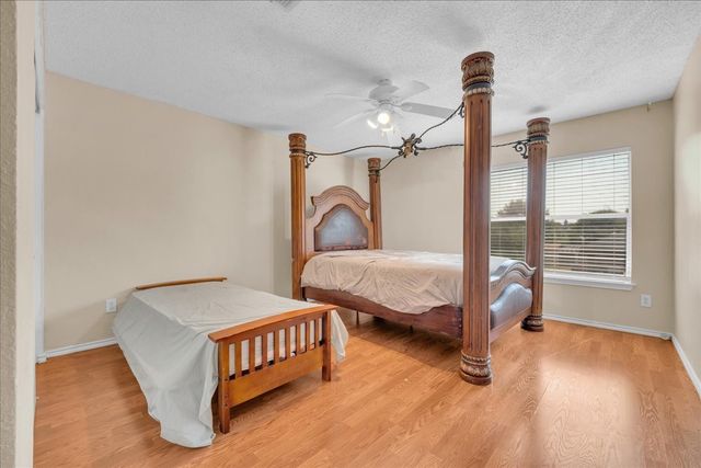6610 Beryl Drive, Arlington, TX 76002
