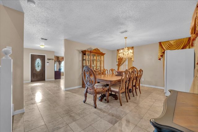6610 Beryl Drive, Arlington, TX 76002