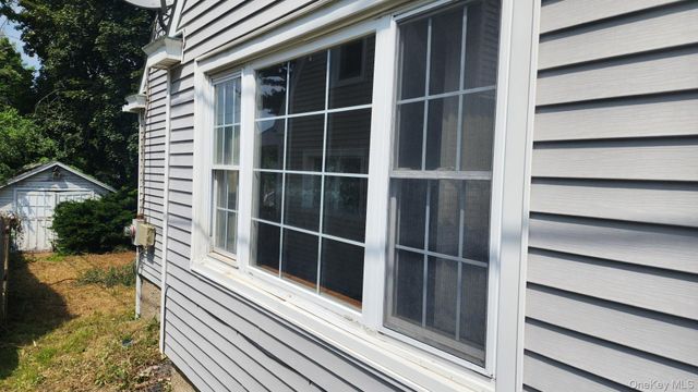 21 Marple Road, Poughkeepsie, NY 12603