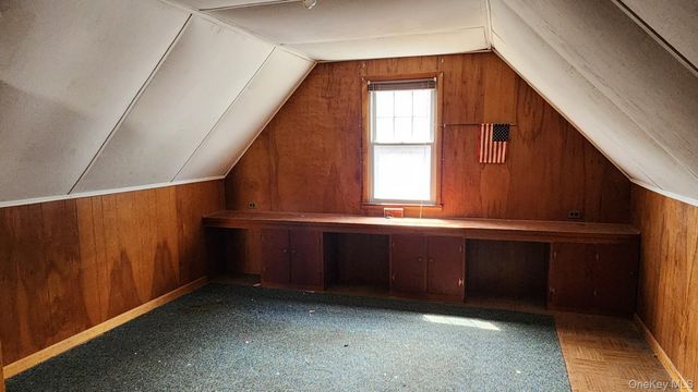 21 Marple Road, Poughkeepsie, NY 12603