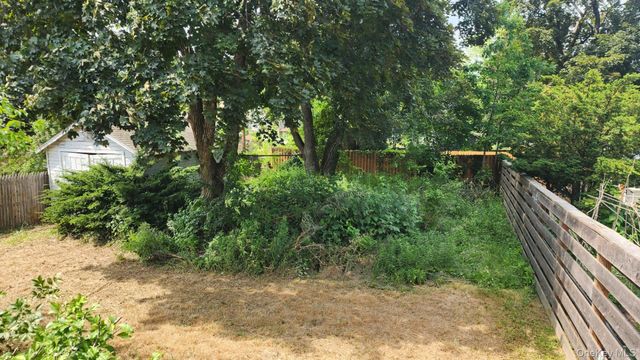 21 Marple Road, Poughkeepsie, NY 12603