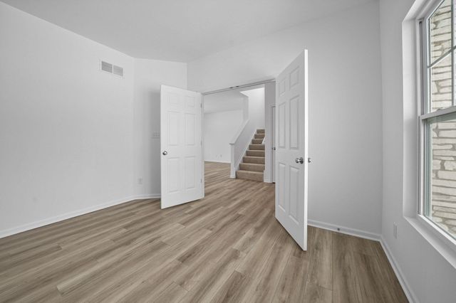 22 Levanno Drive, Crown Point, IN 46307