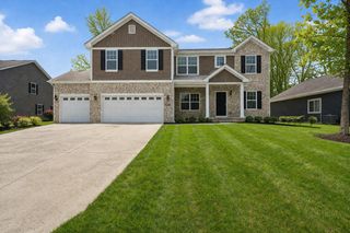 22 Levanno Drive, Crown Point, IN 46307