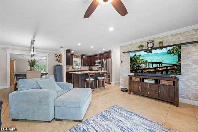 2439 Ephraim AVE, Fort Myers, FL 33907
