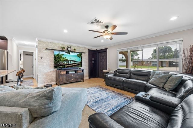 2439 Ephraim AVE, Fort Myers, FL 33907