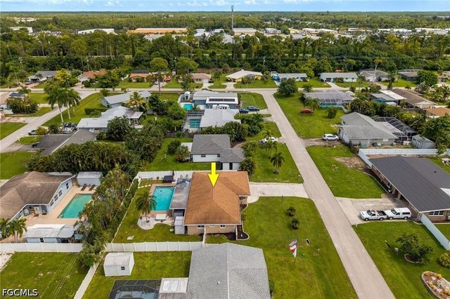 2439 Ephraim AVE, Fort Myers, FL 33907