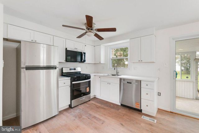 12901 APPLECROSS DR, Clinton, MD 20735