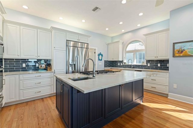 2207 5TH STREET W, Palmetto, FL 34221