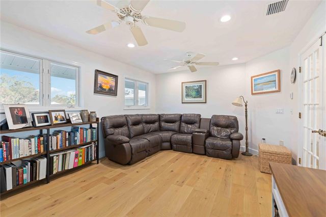 2207 5TH STREET W, Palmetto, FL 34221