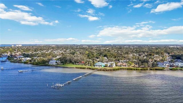 2207 5TH STREET W, Palmetto, FL 34221