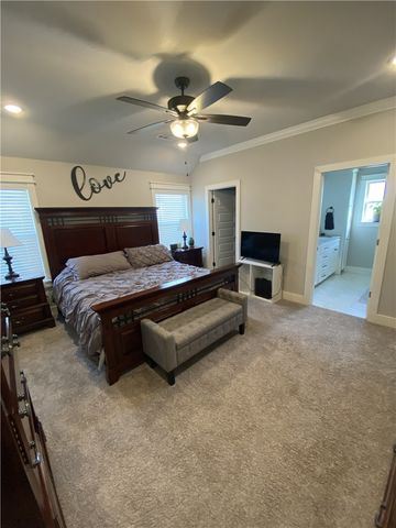 1802 E Endura Park Drive, Siloam Springs, AR 72761