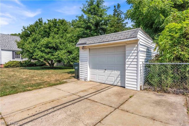1187 Winston Road, South Euclid, OH 44121