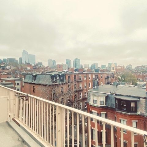 145 Pinckney 715, Boston, MA 02114