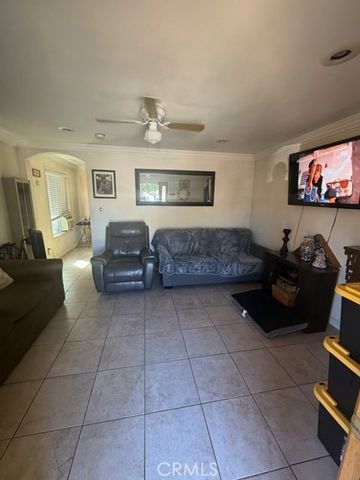223 S Kern, Los Angeles, CA 90022