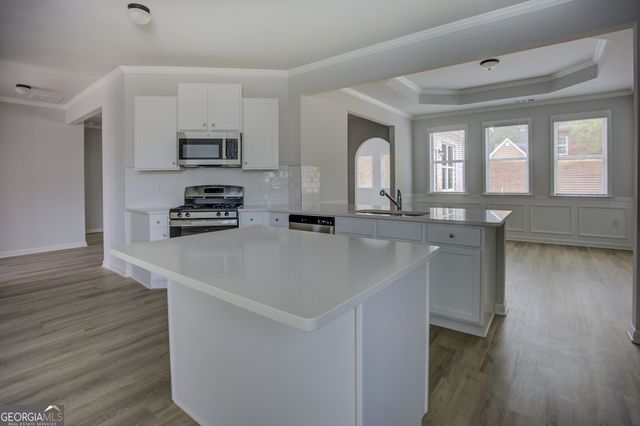 853 Crossroads Court, Social Circle, GA 30025