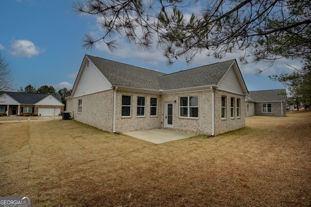 853 Crossroads Court, Social Circle, GA 30025