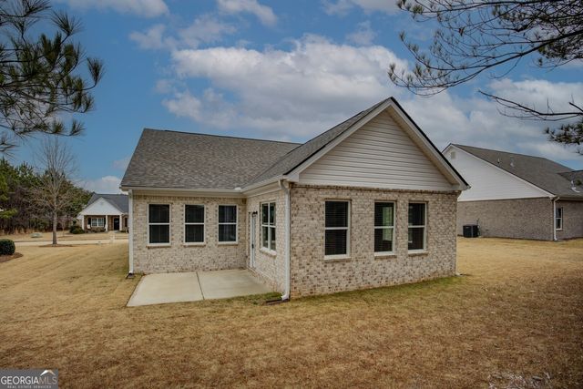 853 Crossroads Court, Social Circle, GA 30025