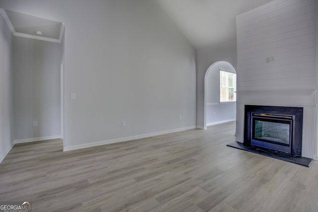 853 Crossroads Court, Social Circle, GA 30025