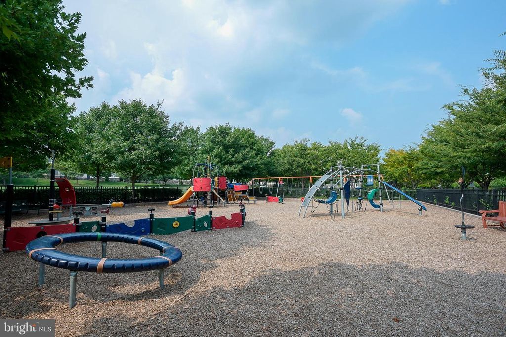 Image 58 of property listing at 11423 ELLINGTON ST, Fulton, MD 20759