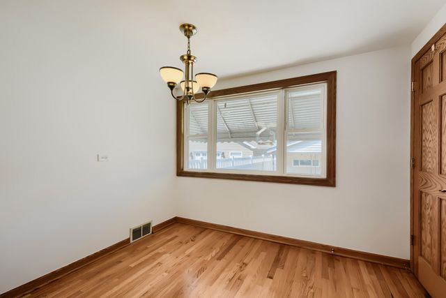 5122 S Normandy Avenue, Chicago, IL 60638