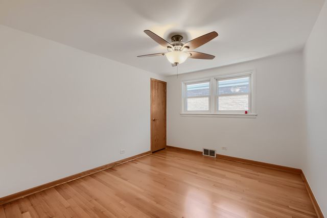5122 S Normandy Avenue, Chicago, IL 60638