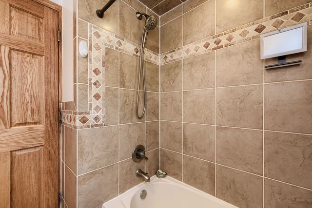 5122 S Normandy Avenue, Chicago, IL 60638