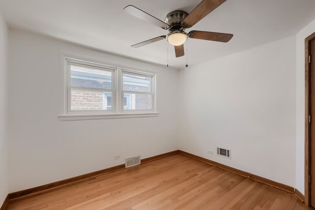 5122 S Normandy Avenue, Chicago, IL 60638