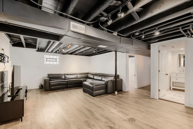 5122 S Normandy Avenue, Chicago, IL 60638