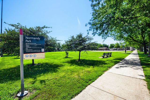 5122 S Normandy Avenue, Chicago, IL 60638