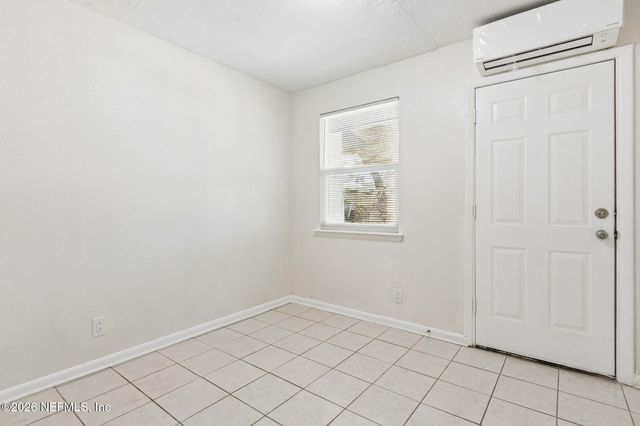 4603 KEN KNIGHT Drive N, Jacksonville, FL 32209