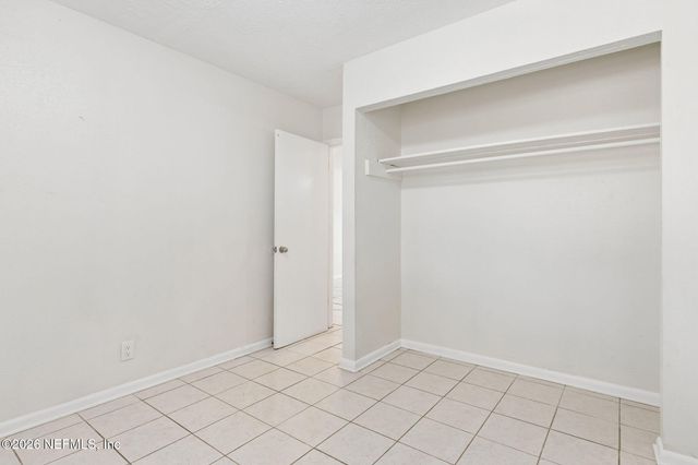4603 KEN KNIGHT Drive N, Jacksonville, FL 32209