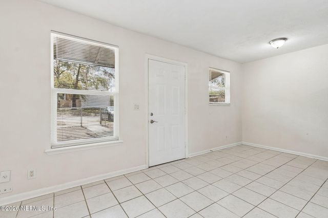 4603 KEN KNIGHT Drive N, Jacksonville, FL 32209
