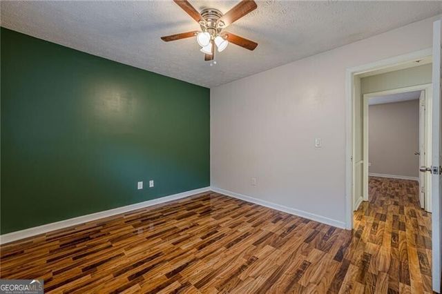 549 Pineland Circle SW, Mableton, GA 30126