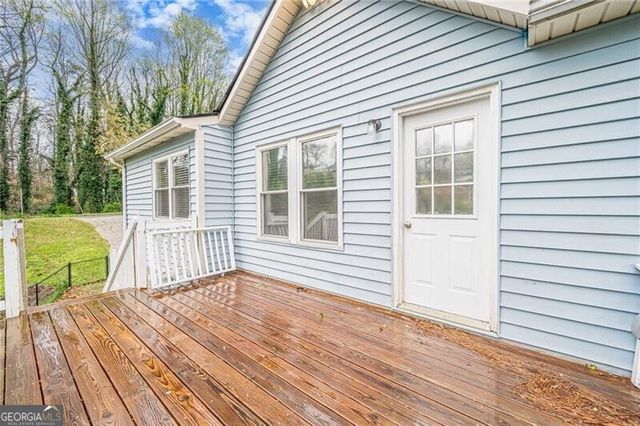 549 Pineland Circle SW, Mableton, GA 30126