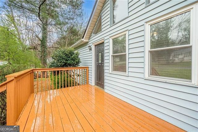 549 Pineland Circle SW, Mableton, GA 30126