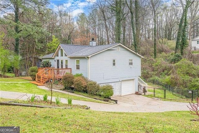 549 Pineland Circle SW, Mableton, GA 30126