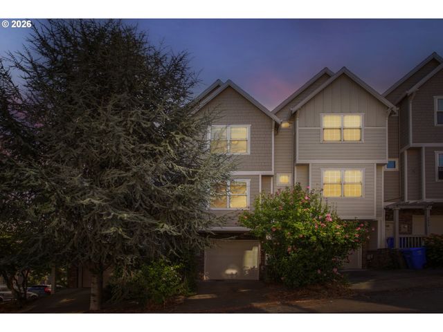 2606 S WATER Ave, Portland, OR 97201