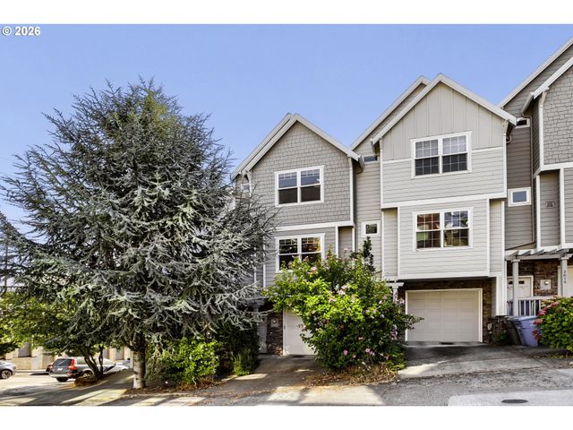 2606 S WATER Ave, Portland, OR 97201
