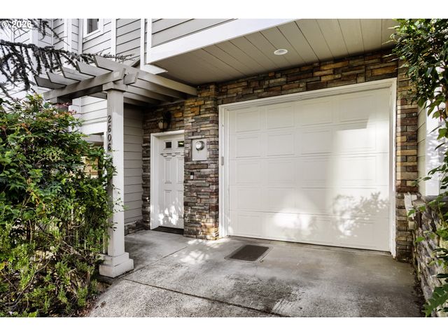 2606 S WATER Ave, Portland, OR 97201