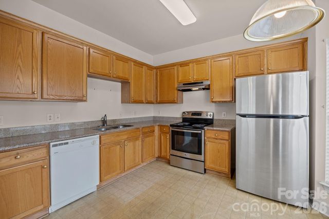 2960 Zion Renaissance Lane, Charlotte, NC 28269