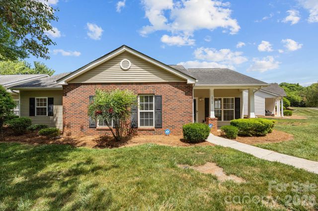 2960 Zion Renaissance Lane, Charlotte, NC 28269