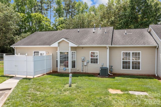 2960 Zion Renaissance Lane, Charlotte, NC 28269