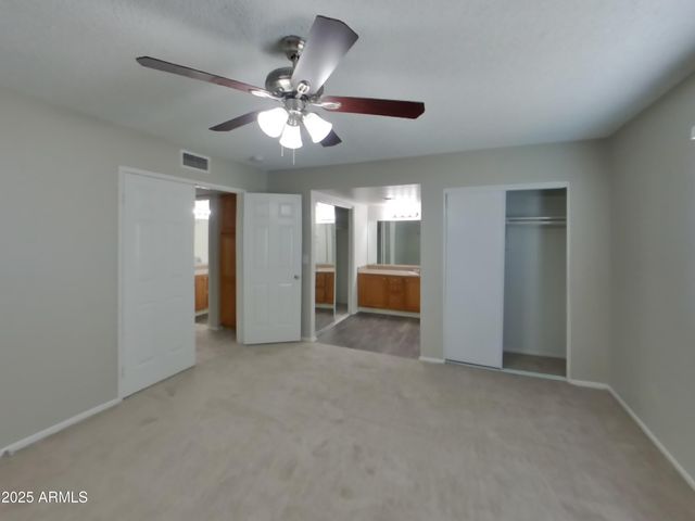 5212 N 69TH Avenue, Glendale, AZ 85303