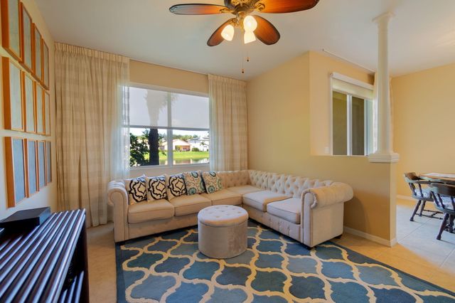213 River Bluff Lane, Royal Palm Beach, FL 33411