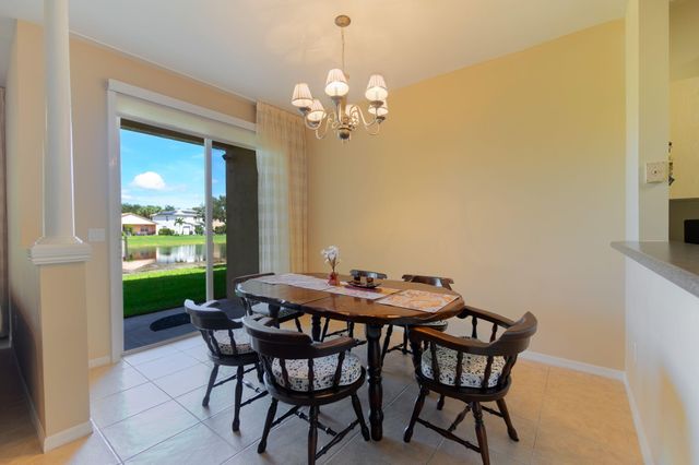 213 River Bluff Lane, Royal Palm Beach, FL 33411