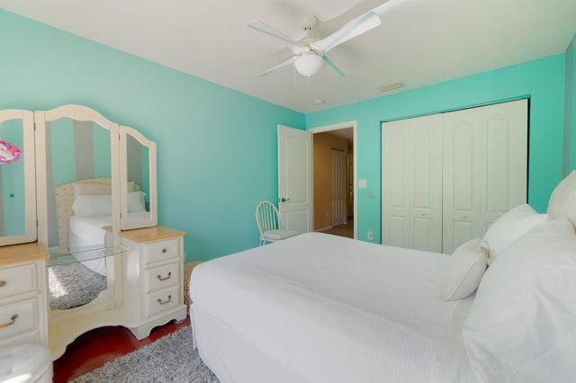 213 River Bluff Lane, Royal Palm Beach, FL 33411