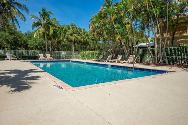 213 River Bluff Lane, Royal Palm Beach, FL 33411