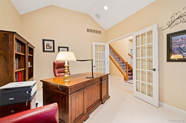 945 Saint James Park Avenue, Monroe Charter Township, MI 48161